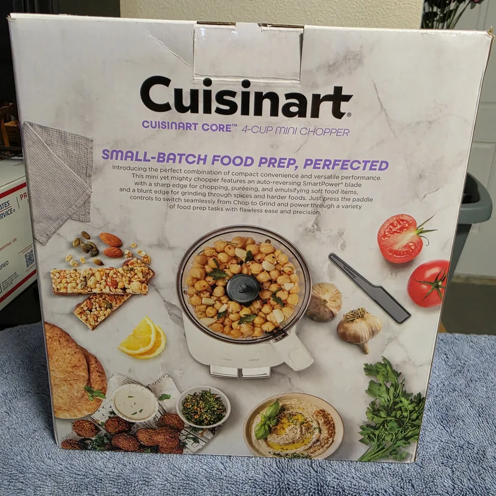 Cuisinart 4-Cup Mini Chopper in White - Picture 4 of 5